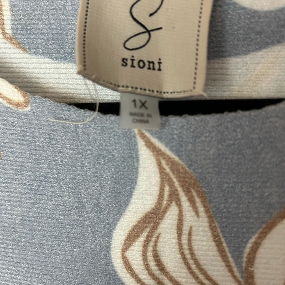 Sioni Sweater - Picture 6 of 15